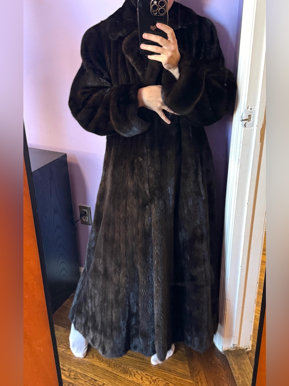 Guy Laroche black ranch natural mink Fur Coat - Picture 8 of 17